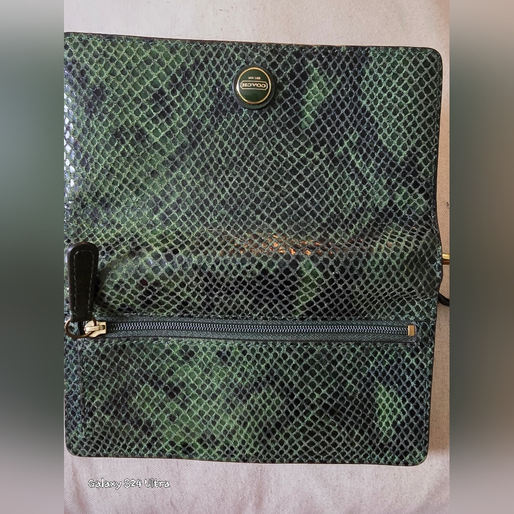 Coach Snakeskin/ Python Textured Wallet/ Wristlet In GUC - Picture 9 of 16